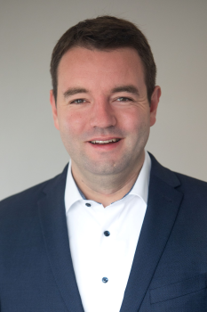 Profilbild von Herr Bürgermeister Adrian Schäfer